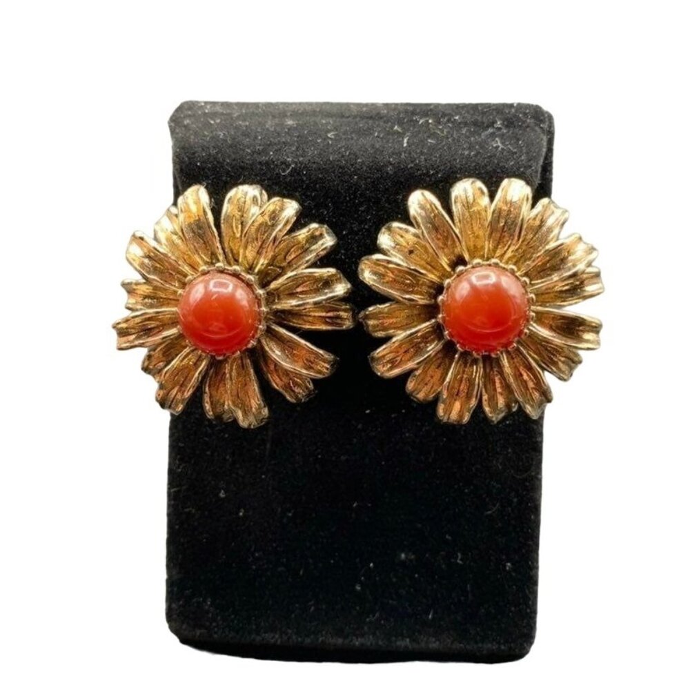 Fabulous Flowers Earrings Daisy Clip On Antiqued Gold Tone and Orange Cabochons
